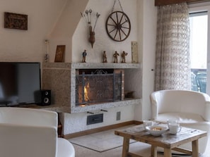 TV, DVD player - Les Girolles A59 by Interhome (Verbier)