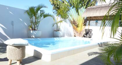 Typical colonial villa with private pool (concierge service on site)