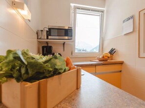 Fridge, microwave, oven, toaster - Martini by Interhome (Bad Gastein)