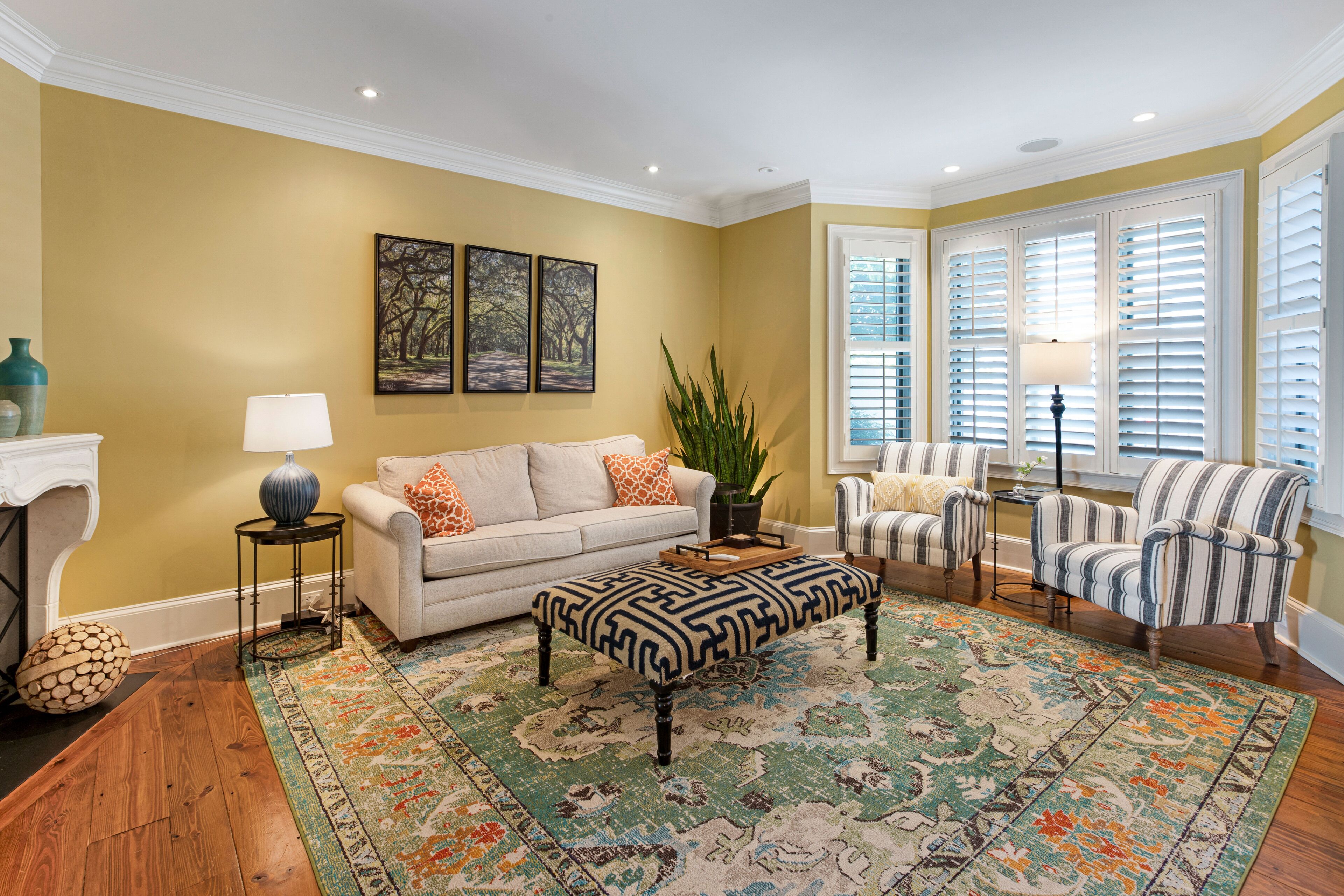Broughton Street Villa with Rooftop Terrace, Garage Parking by Lucky Savannah