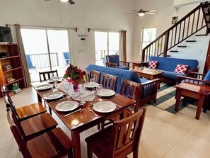 Dining - 3 bed/3 bath Penthouse Velento #7-Partial Ocean Views/POOL/private dock (Caye Caulker)
