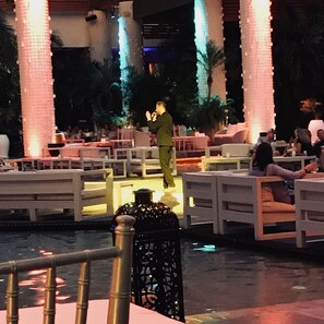 Outdoor dining - Spring Break Vacation  (Bahai de Banderas,)