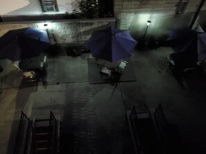 Terrace/patio - Quality Cribs 11-20 Spacious Basement Studio (Queens)