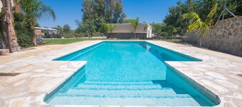 Cubo's Finca La Sierra / Private Pool / Air Conditioning