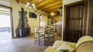 Télévision, cheminée