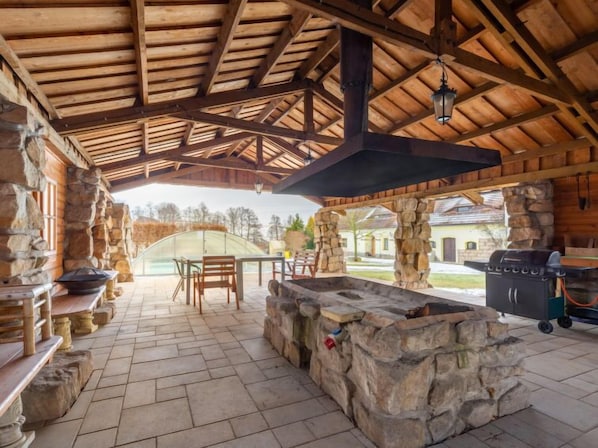 Restauration extérieure