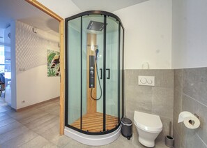 Uklassifisert bilde, 5 av 32, knapp