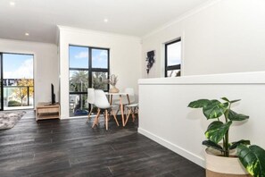 Interior detail - Central Park Gemini Apartments (Hamilton)
