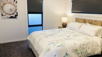 Premium Townhome, 3 Bedrooms, 2 Bathrooms (Gemini B)