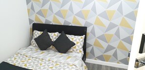 7 habitaciones, tabla de planchar con plancha y wifi gratis 