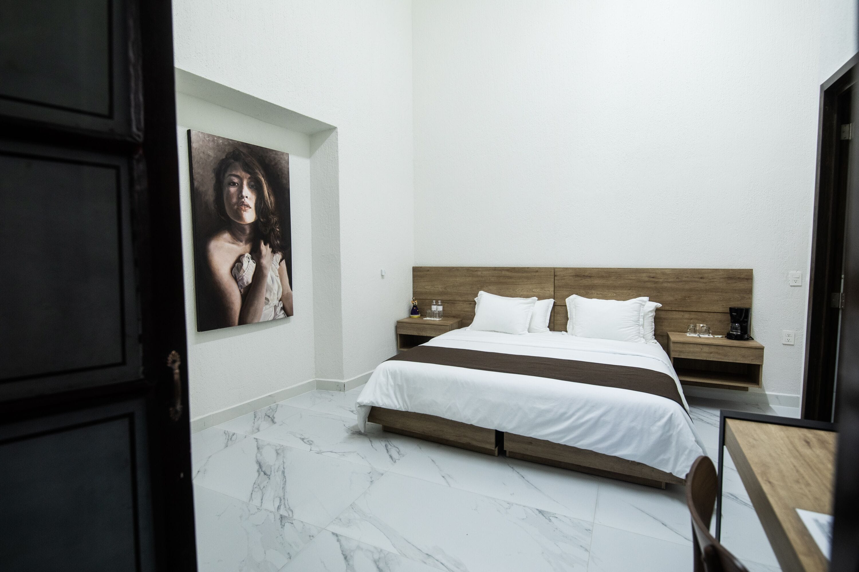 habitación king | individually furnished, desk, laptop workspace, iron/ironing board