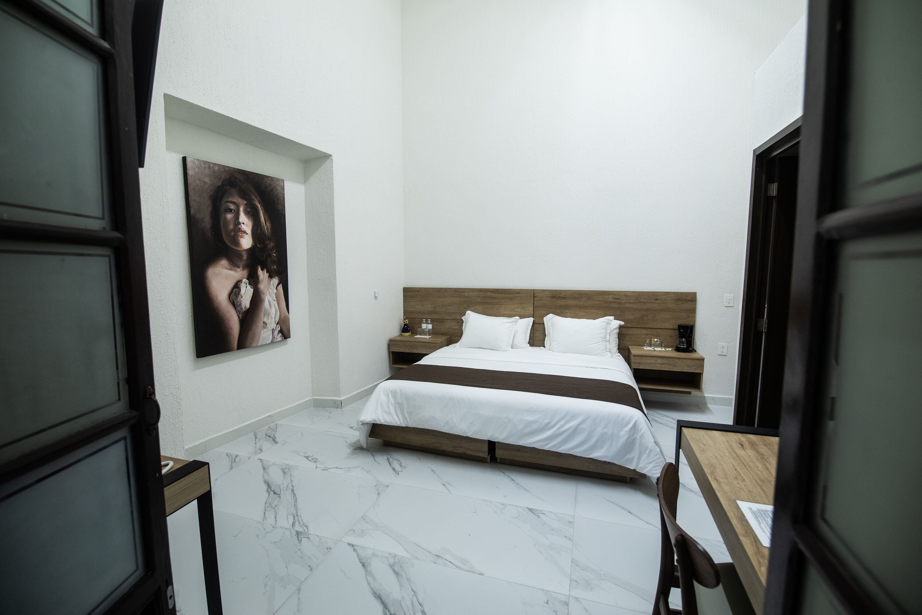 habitacion matrimonial | individually furnished, desk, laptop workspace, iron/ironing board