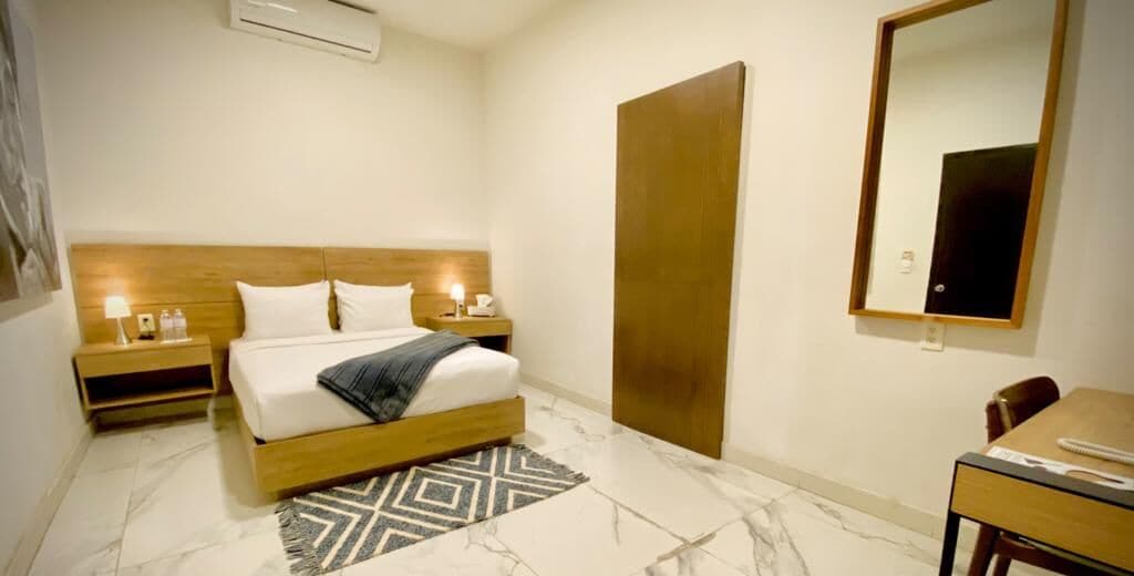 habitacion matrimonial | individually furnished, desk, laptop workspace, iron/ironing board