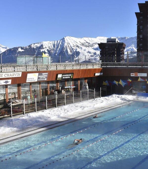 Opvarmet pool
