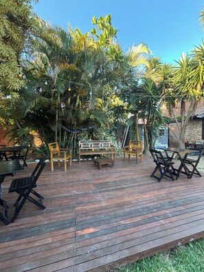 Living area - Numa Boa Hostel (Búzios)