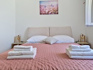 2 bedrooms