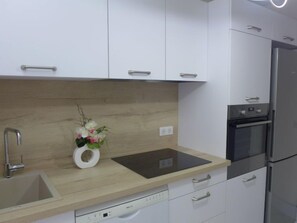 Fridge, microwave, oven, dishwasher
