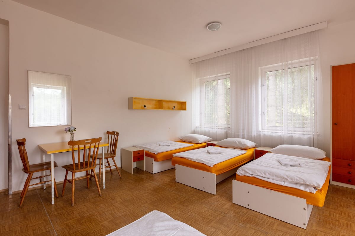 Family Room, Multiple Beds, Valley View | Blackout curtains, free rollaway beds, free WiFi, bed sheets