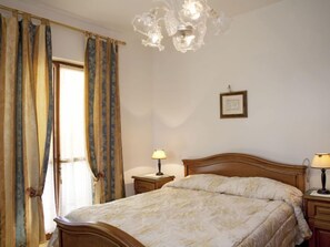 3 soverom og internett (inkludert)