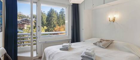 3 chambres, fer et planche à repasser, accès Internet