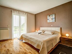 2 bedrooms, Internet