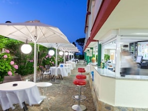 Ristorazione all'aperto