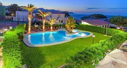 Palmiers I by Interhome