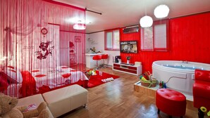 Room (2. Orange) | WiFi (free) - Sanolim Pension (Chuncheon)