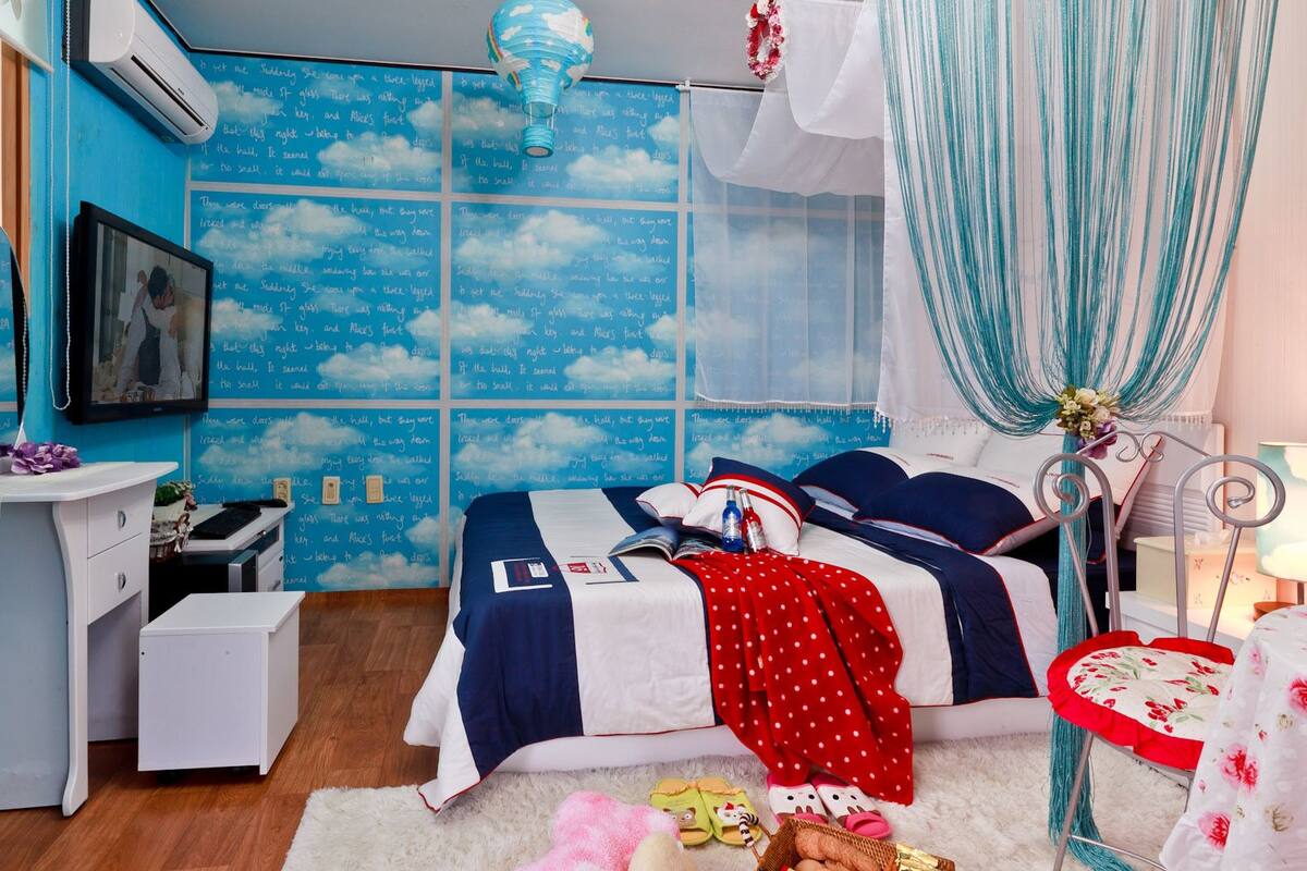 Room (8. Peach) | WiFi (free)