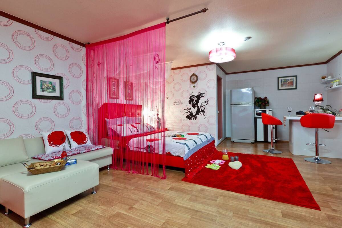 Room (2. Orange) | WiFi (free)