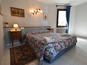 2 Schlafzimmer, Bügeleisen/Bügelbrett, WLAN