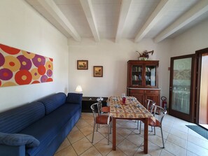 Interior - La Rosa sul Mare by Interhome (Siracusa)