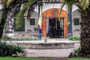 Fachada de la propiedad