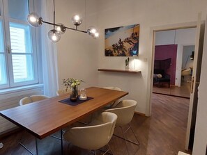 Dining - Inner City by Interhome (Vienna / 1. District)