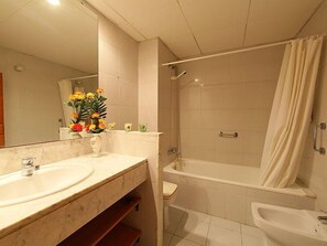 Hair dryer, towels - Rambla de Tossa by Interhome (Tossa de Mar)