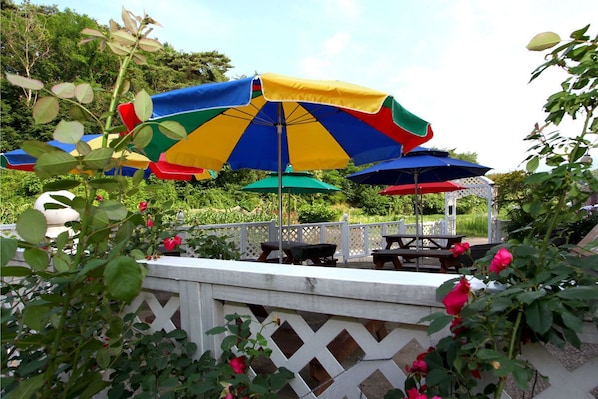 BBQ/picnic area