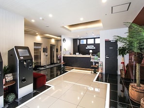 Lobby - Hotel Livemax Premium Umeda-east (Osaka)
