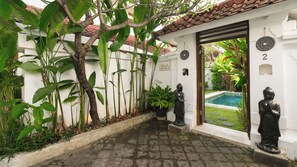 Property entrance - Villa Umara by Villa Finder (Seminyak)