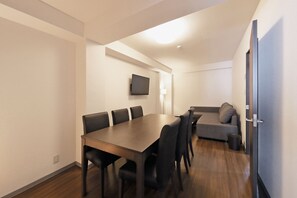 In-room dining - Anest Nipponbashi-Higashi (Osaka)