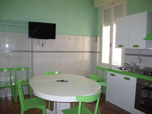 Fridge, microwave, oven, cookware/dishes/utensils - Bellavista by Interhome (Cattolica)