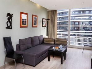 TV, DVD player - Sants-Montjuic Rambla Badal by Interhome (Barcelona)