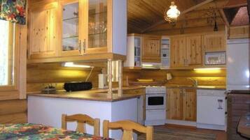 Réfrigérateur, micro-ondes, lave-vaisselle