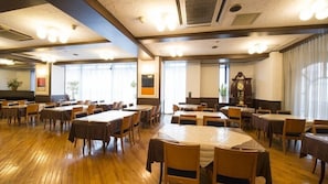 用餐