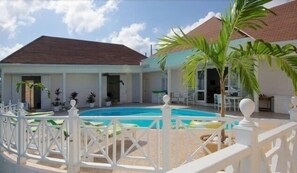 Piscine extérieure