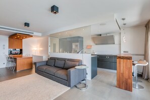 Smart TV, video games, DVD player, books