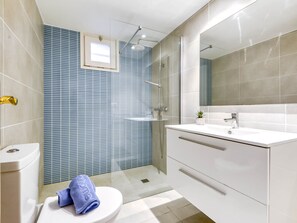 Towels - Platja de Roses by Interhome (Roses)