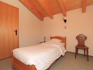 3 bedrooms, internet