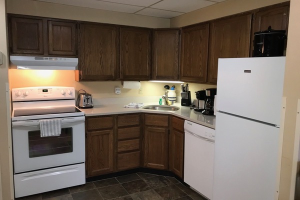 Fridge, microwave, dishwasher, coffee/tea maker