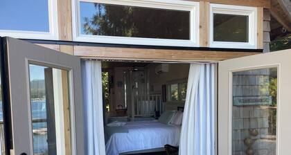 Viehättävä mökki järvellä Romanttinen pakopaikka pariskunnille