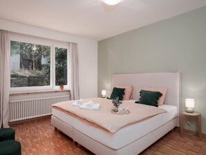 1 室のベッドルーム、インターネット